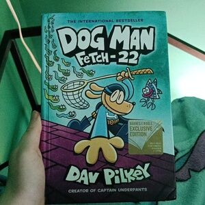 Dog man Fetch-22 8th book